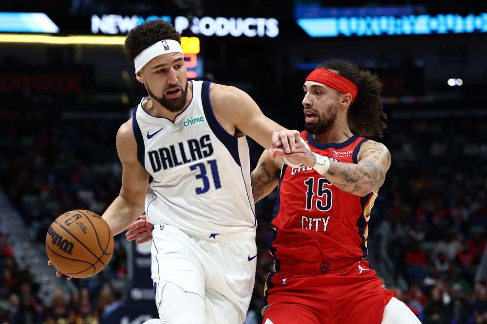 季初依靠威 季初依靠威