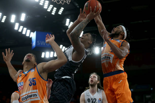 依旧能保持 依旧能保持