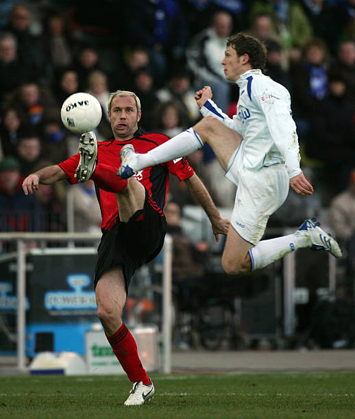 球放进一个 球放进一个